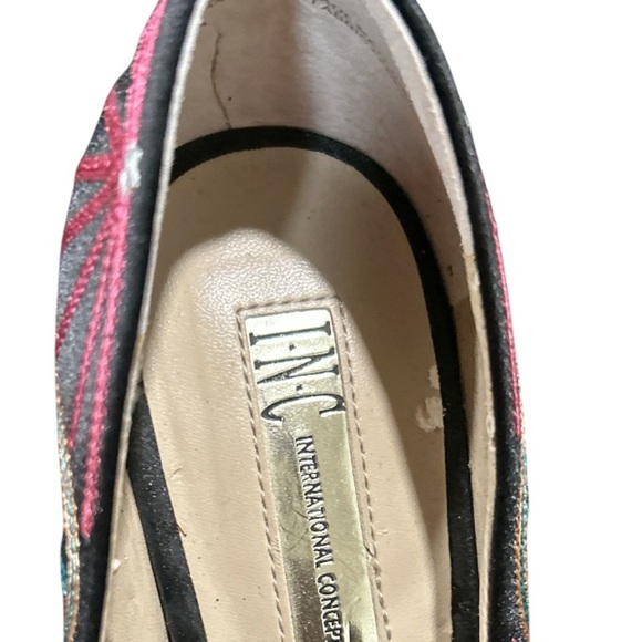 INC International Concepts colorful‎ stiletto, size 6.5M. - Picture 6 of 10